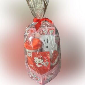 🐣HELLO KITTY EASTER BASKET CERAMIC DRINK TUMBLER SOFT ZIPPER BOW BAG + MORE!